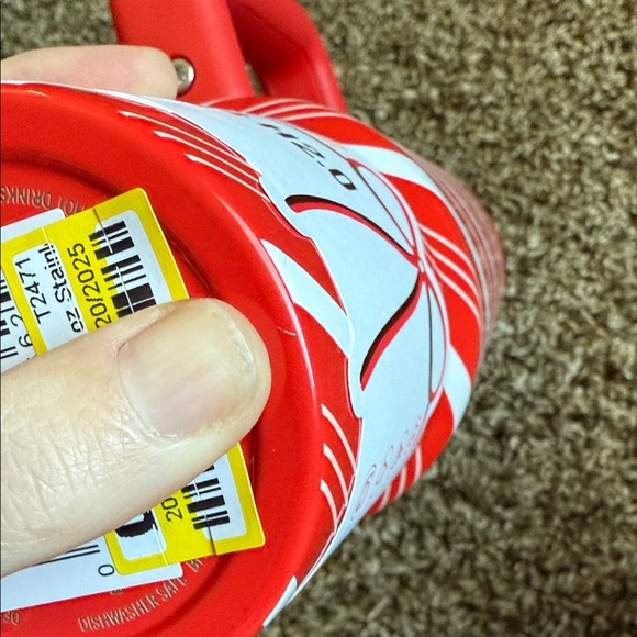 NWT Stanley Holiday Candy Cane Striped Tumbler with Handle 30oz - Picture 7 of 7